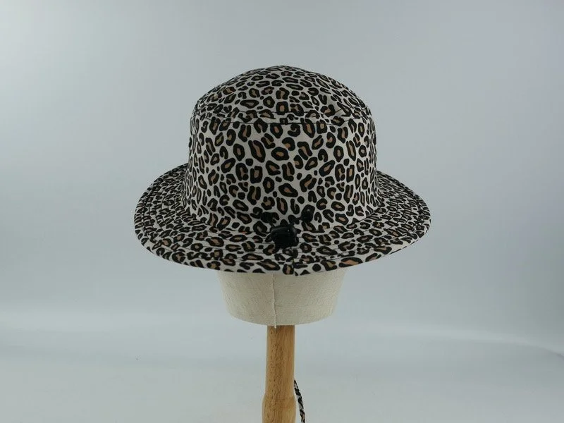 帽子 LAD MUSICIAN LEOPARD BUCKET HAT Roxie - 6 Panel Bucket Hat with Leopard Pattern – San Diego